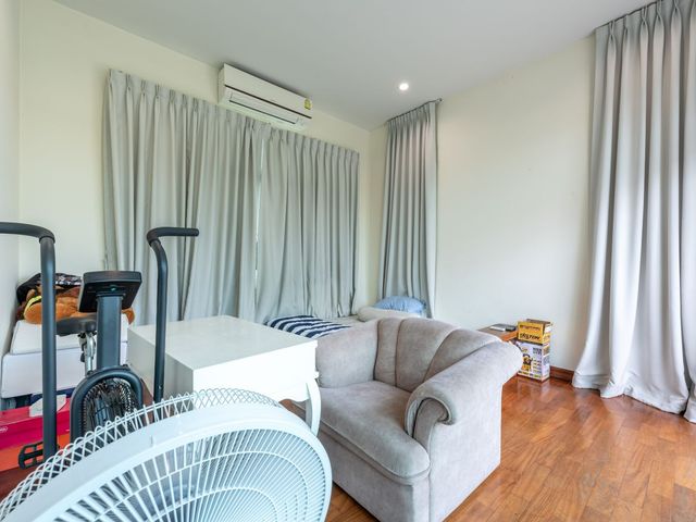 place photo 68