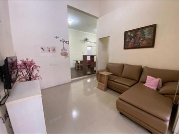 Rumah untuk disewakan di Gedangan