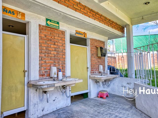 place photo 24