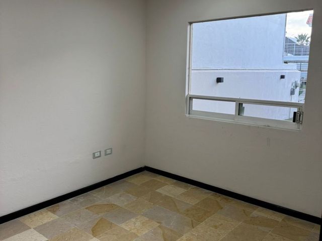 place photo 53