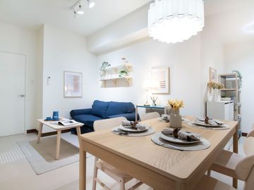the Crestmont 2 bedrooms for rent fullu furnished