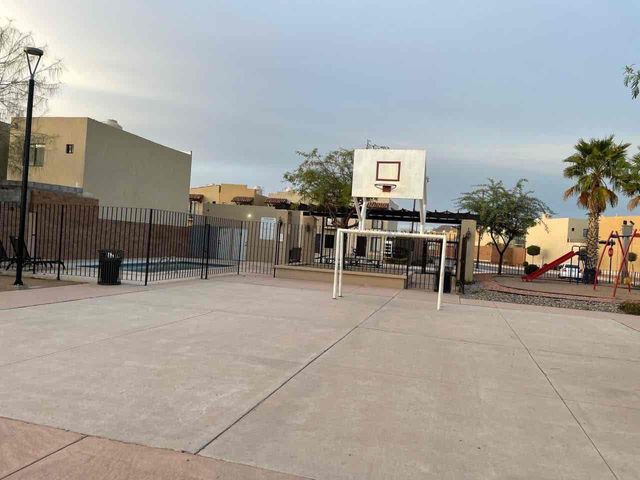 place photo 16