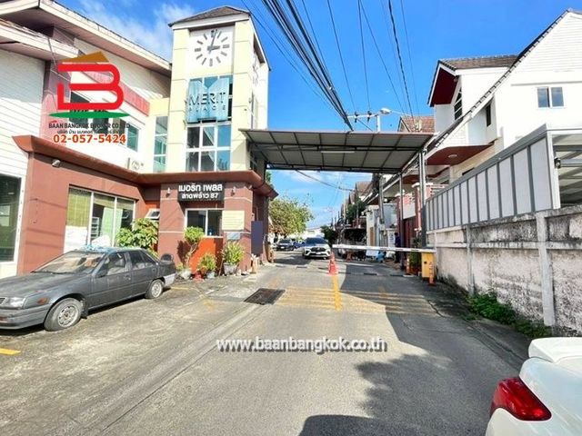 place photo 12
