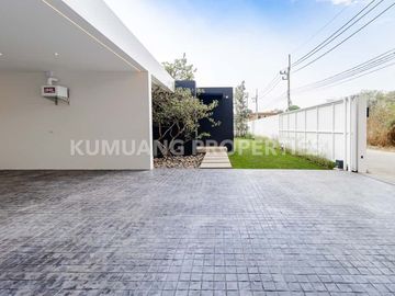 place photo 49