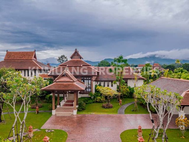 place photo 79