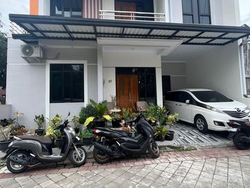Rumah dijual di Maguwoharjo - AC, Air, Hot water
