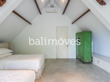 place photo 79