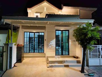 Rumah dijual di Babat Jerawat - Garasi