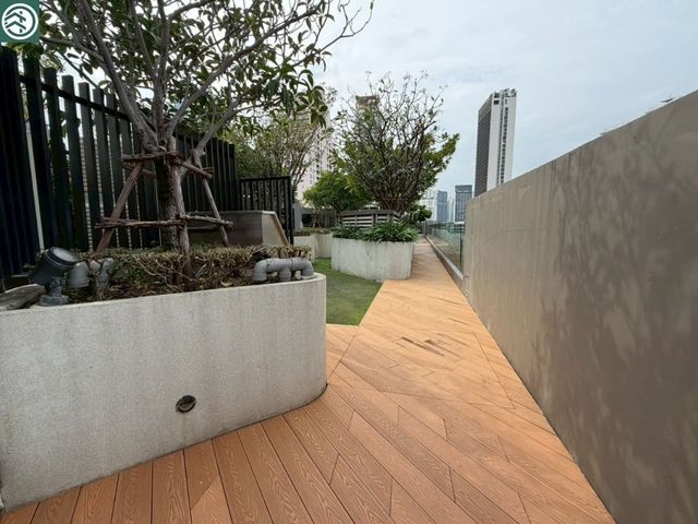 place photo 37