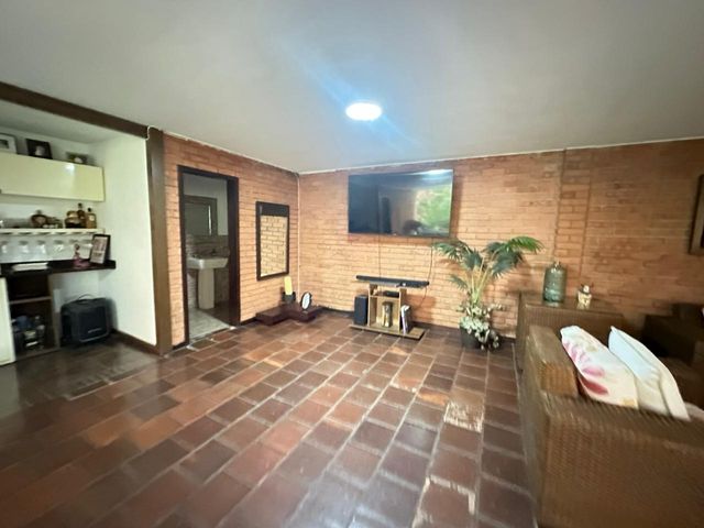 place photo 56