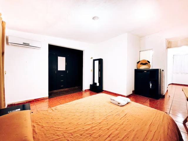 place photo 11