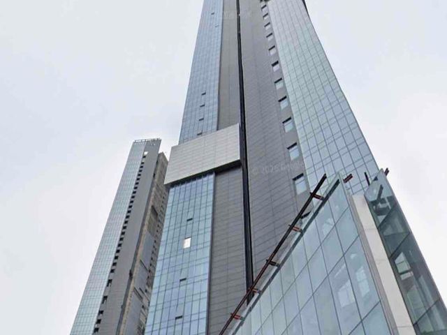 Makati for Sale 4 bedrooms Park Central Towers