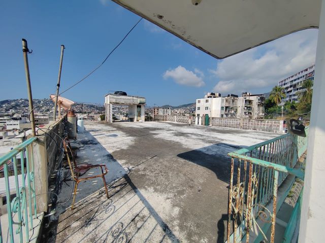 place photo 24