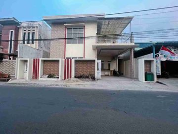 Banten, Indonesia - AC, Garasi, Cctv, Listrik