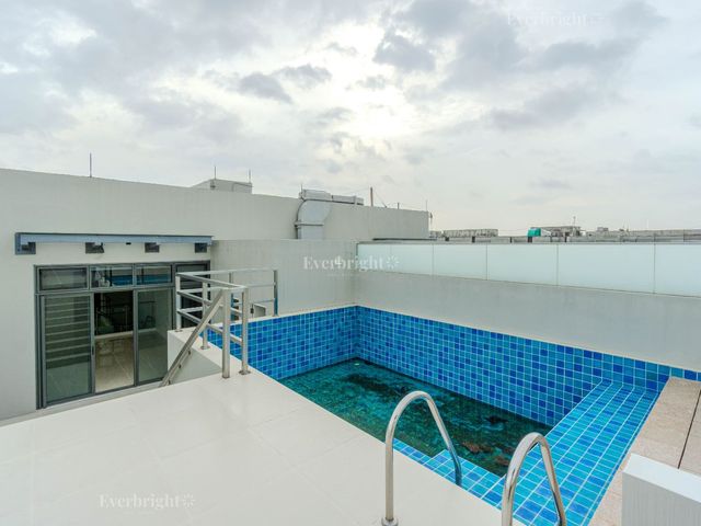place photo 34