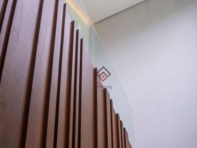 place photo 55