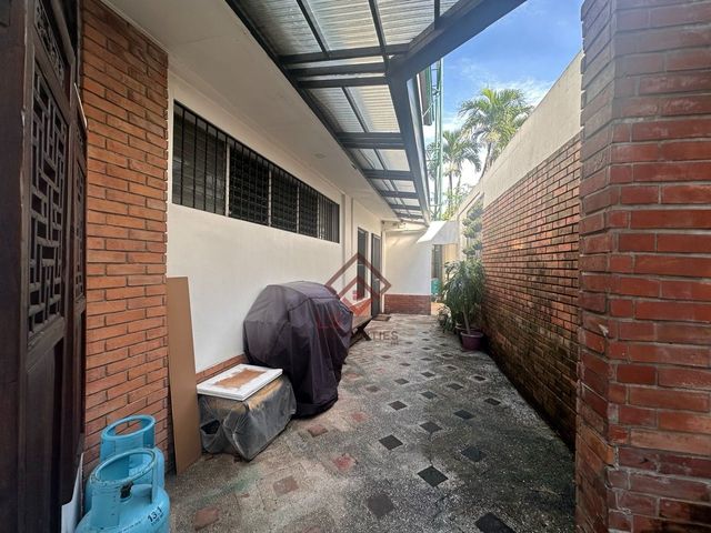 place photo 51