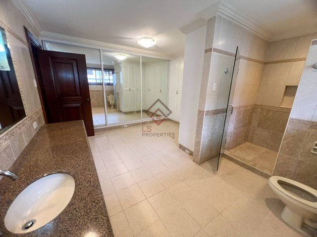 place photo 52