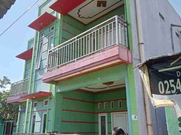 Rumah dijual di Kaligandu