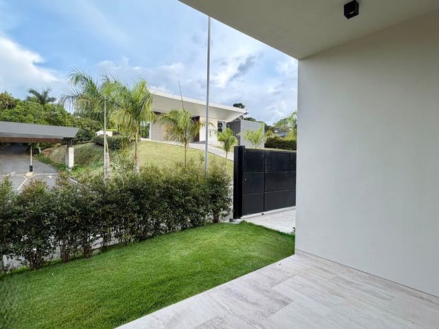 place photo 78
