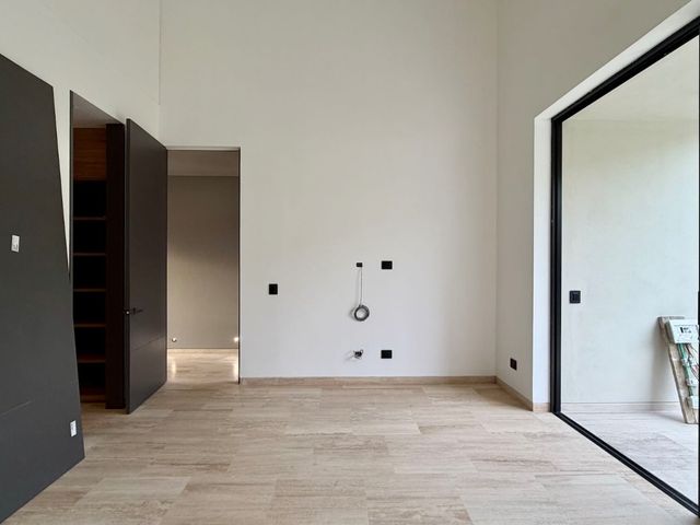 place photo 77