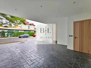 place photo 64