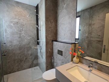 place photo 34
