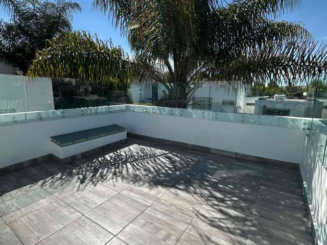 place photo 37