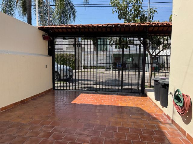 place photo 39