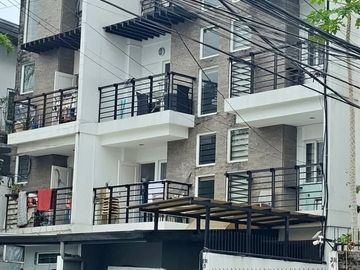 118 sqm 3-Bedroom Townhouse for Rent in Makati