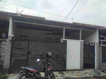 Jawa, PIDIE, Aceh, Indonesia - Garasi, Fully fenced