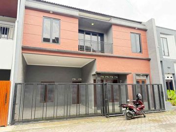 Rumah Cantik 2 Lt Cluster