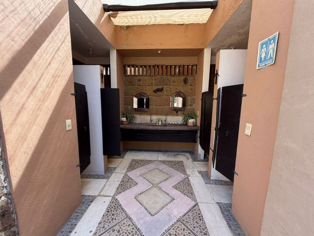 place photo 44