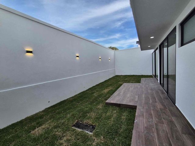place photo 36
