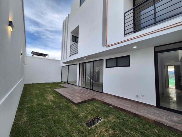 place photo 37
