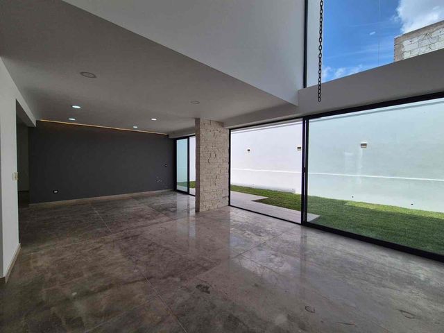 place photo 47