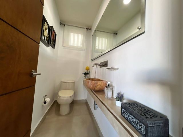 place photo 48
