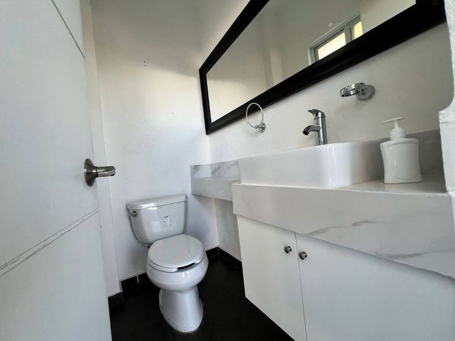 place photo 58
