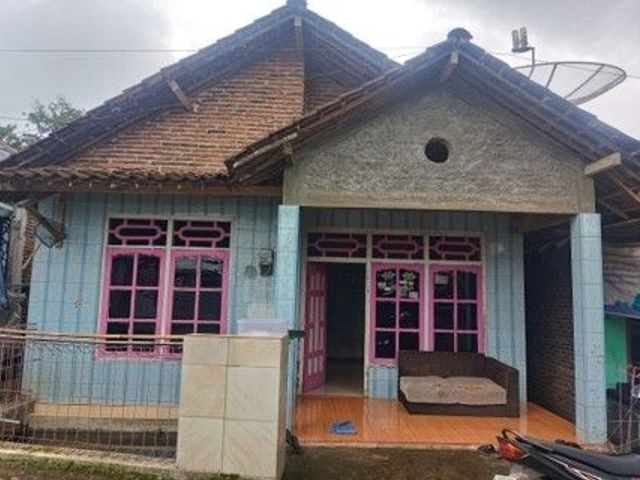 RUMAH MURAH, HARGA terjangkau Di Desa Peron, Kecamatan Limbangan, Kabupaten Kendal, Jawa Tengah.