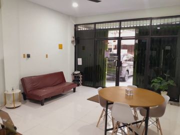 Komersial untuk disewakan di Jakarta Pusat
