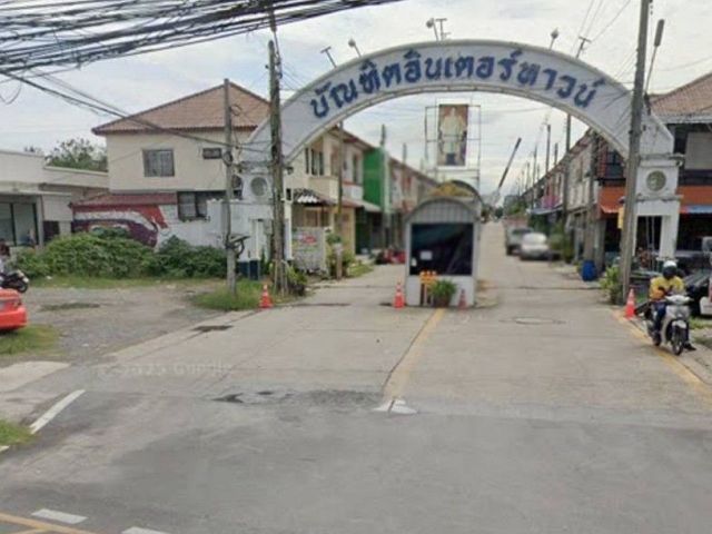 place photo 11