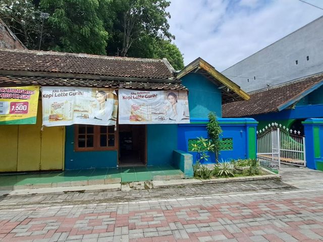 RUMAH & RUANG USAHA DEKAT KAMPUS UNS JEBRES SOLO