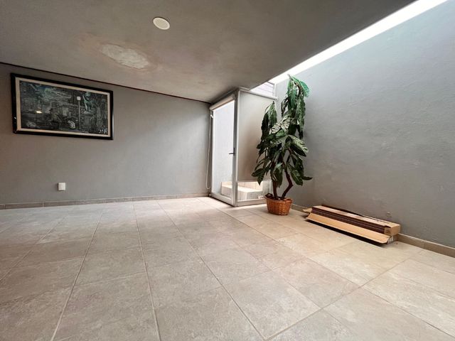 place photo 50