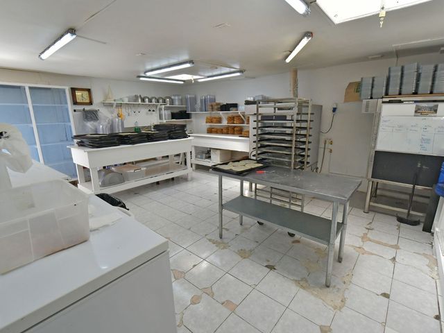 place photo 34