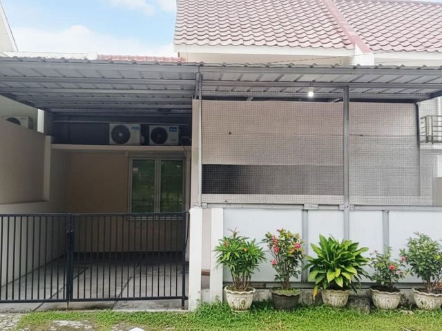 Rumah Wonorejo Timur ada Carport