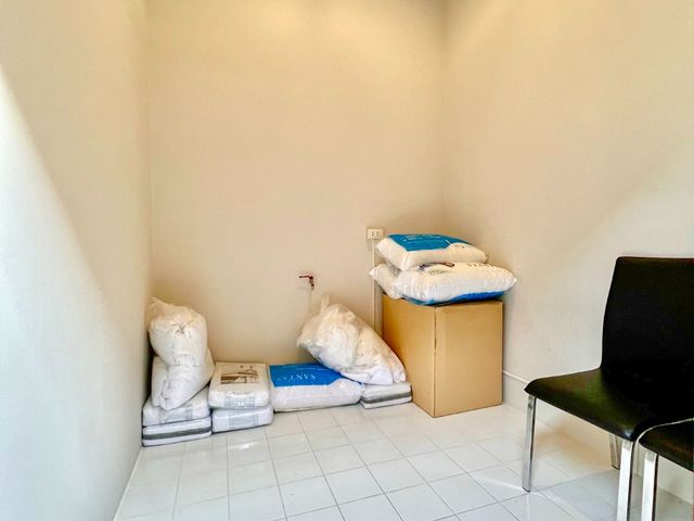 place photo 64