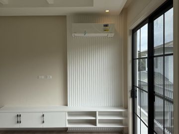 place photo 56