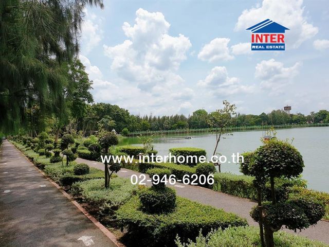 place photo 18