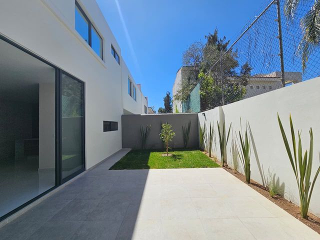 place photo 49