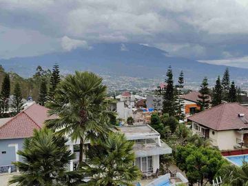 Jawa, PIDIE, Aceh, Indonesia - Balkon, Garasi